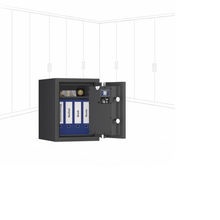 Geöffneter WertSicher Tresor Flex2 Format Topas Pro 3 in Graphitgrau mit Ablagefach und Wertgegenständen im Innenraum.